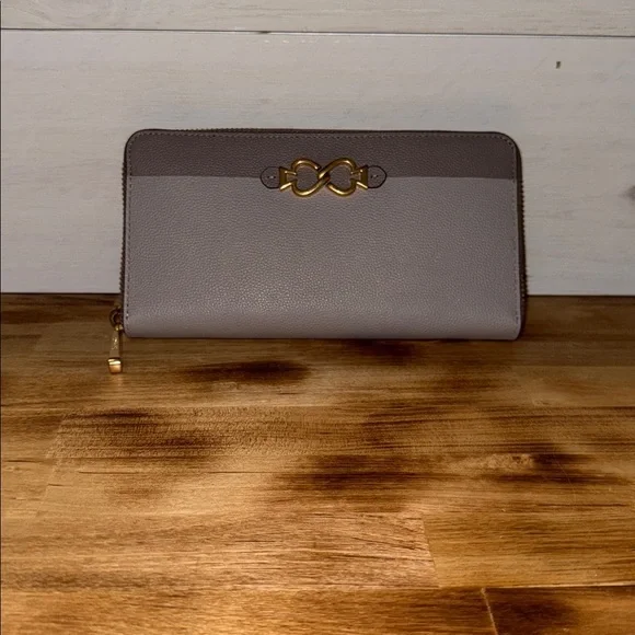 Kate Spade Taupe and Brown Zip Wallet - Picture 2 of 9